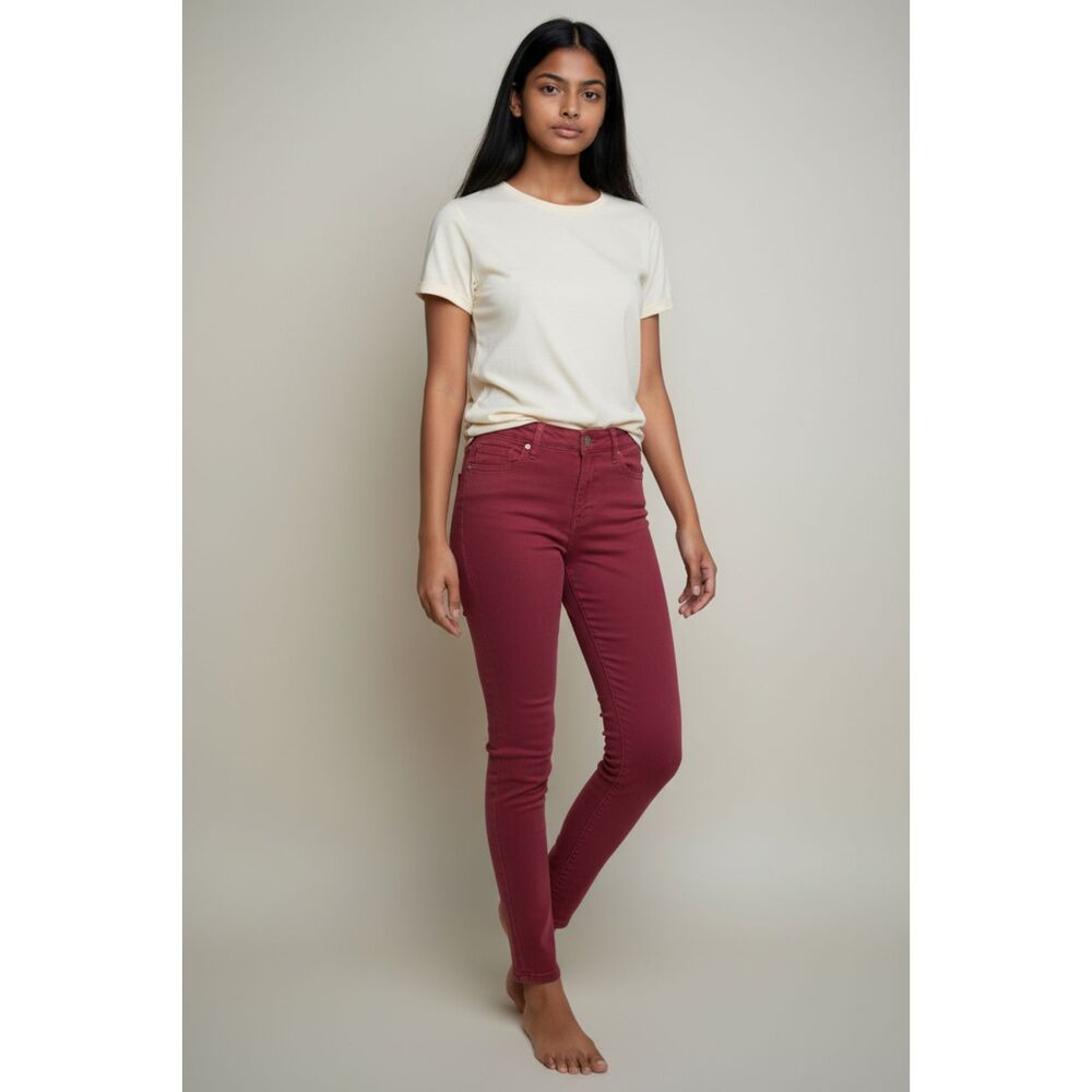 Crown & Ivy Women's High-Rise Skinny Jeans Size 10R Cranberry Stretch Denim NWT